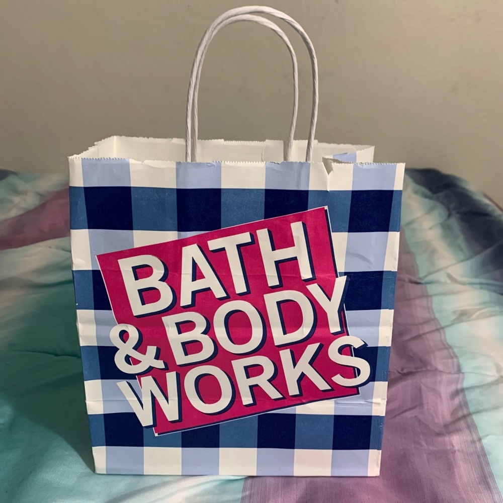 Paper shopping bag